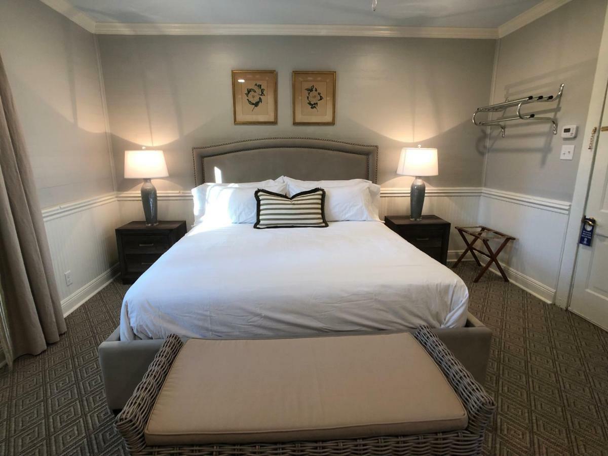 St. Francisville Inn Bed & Breakfast